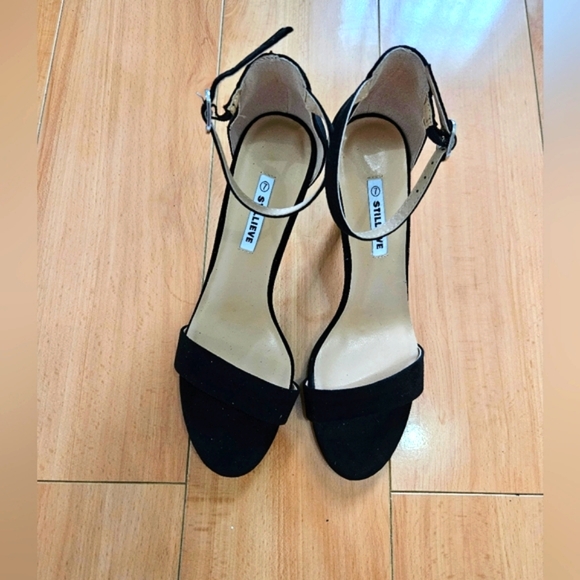 Black Sandals - Picture 3 of 5